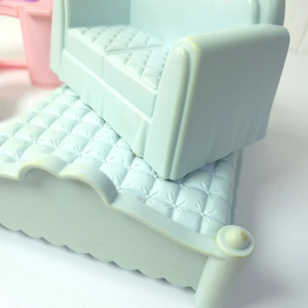 Vintage Playskool Victorian Dollhouse Furniture Sweet Dreams Bedroom 4 pieces‎